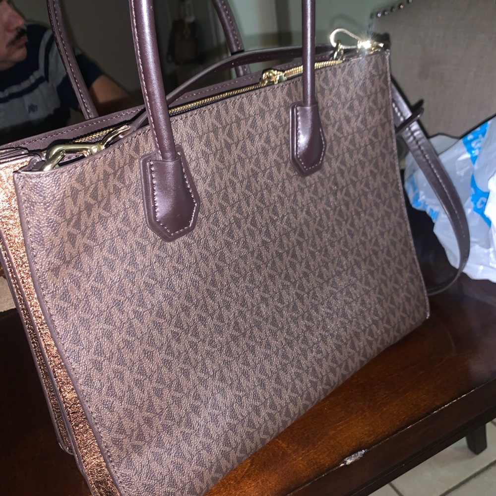 Michael Kors purse